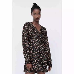 ZARA Black Satin Floral Mini Dress Woman’s size XS Brand new with tags